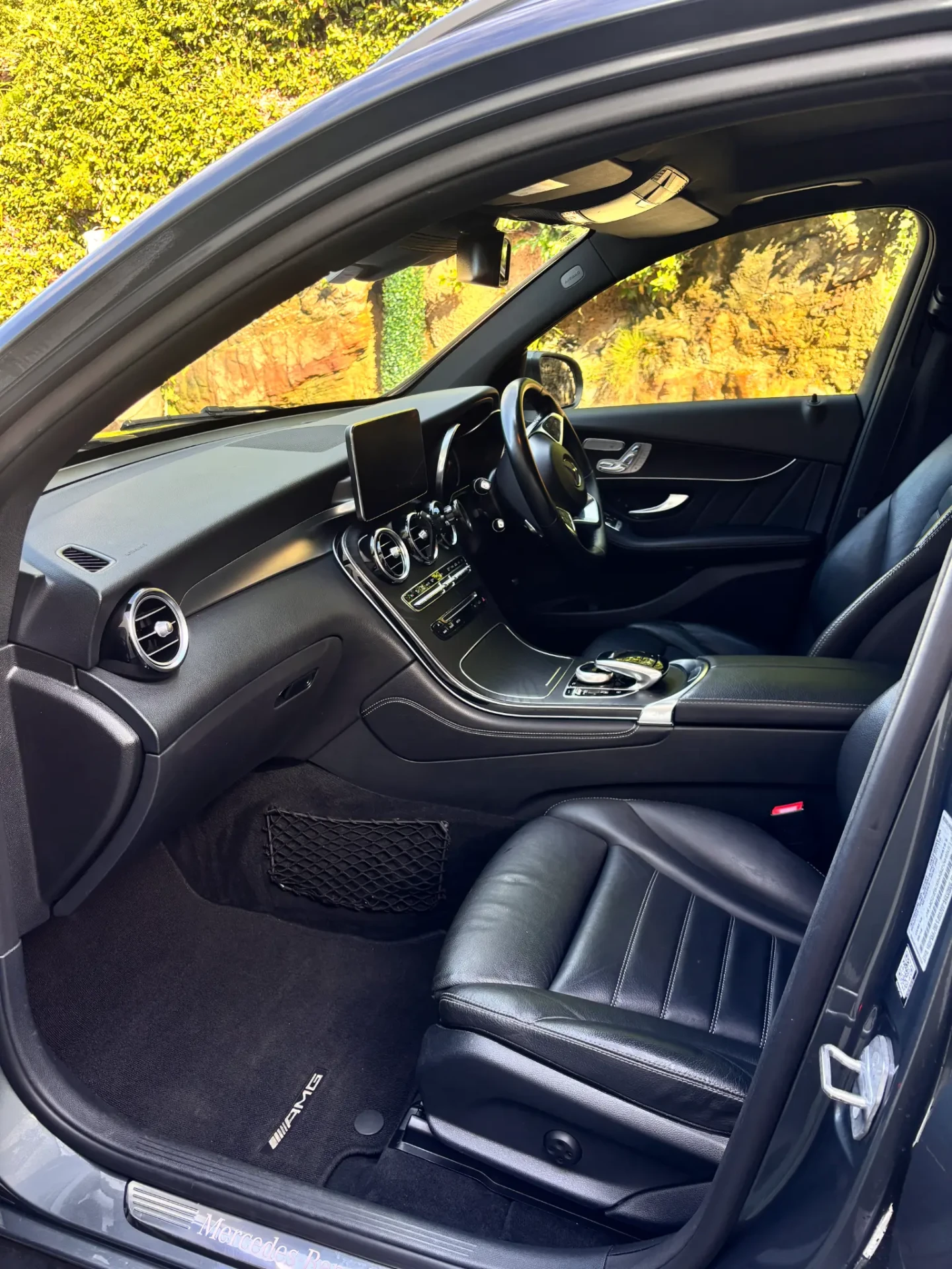 Front cabin after interior detailing